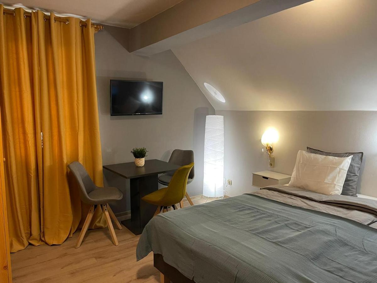 Hotel Skalny Dworek